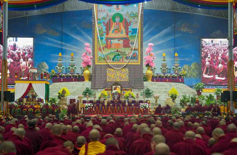 100,000 Ganacakras of the Guru and Commemorating the Parinirvana of Dusum Khyenpa